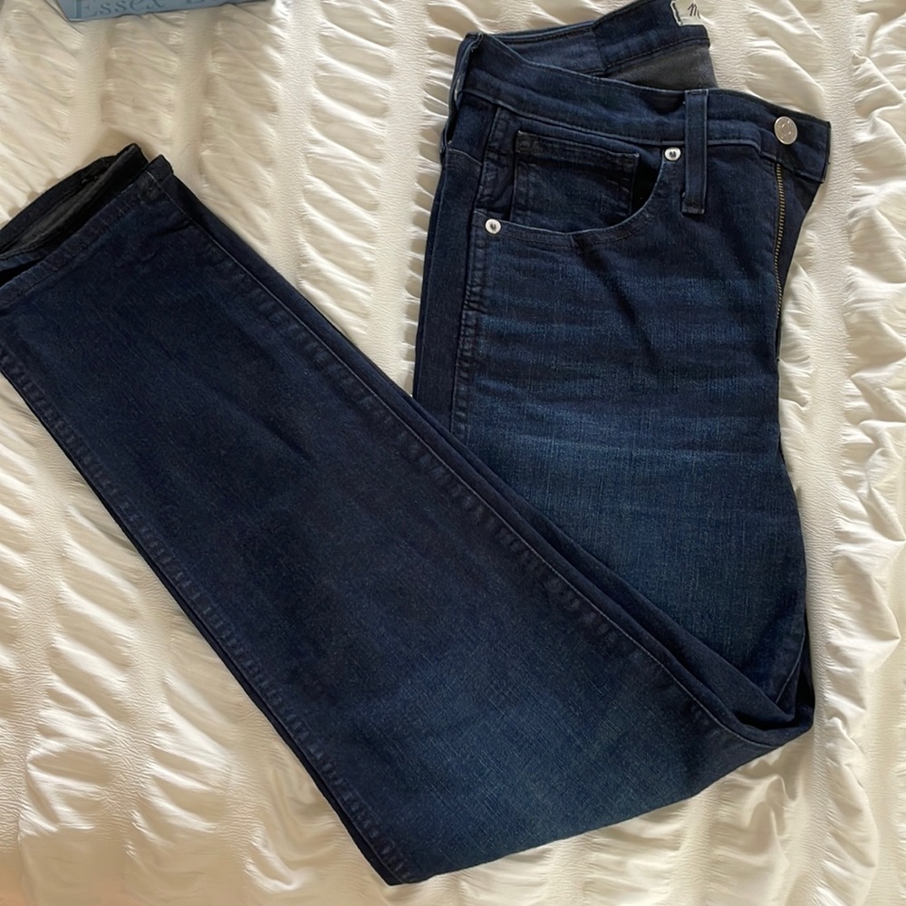 Madewell stovepipe style jeans, size 26, worn only once great condition